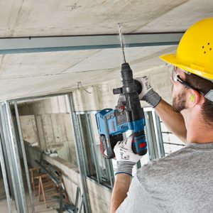 Akumulatorsko vrtalno kladivo Bosch SDS-PLUS GBH 18V-26 0611909000