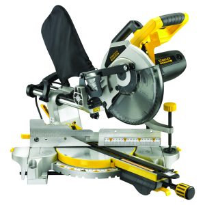 Potezna žaga Stanley FME720