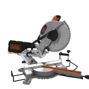 Potezna žaga Black & Decker BES710