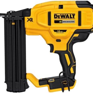 Akumulatorski žebljalnik Dewalt DCN680NT
