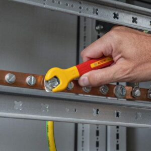 37-delni kombinirani komplet, električarski kovček Bosch 1600A02NG4