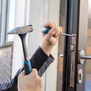 37-delni kombinirani komplet, električarski kovček Bosch 1600A02NG4