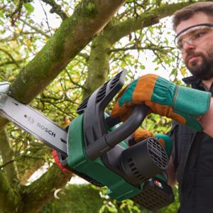 Akumulatorska verižna žaga Bosch UniversalChain 18 06008B8001