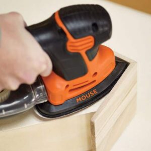 Vibracijski brusilnik Black & Decker KA2000