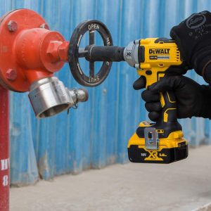 Akumulatorski udarni vijačnik Dewalt DCF897NT