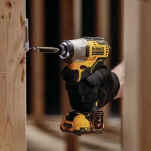 Akumulatorski vijačnik 12V XR Brushless naked Dewalt DCF601N