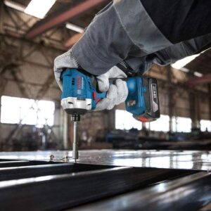 Akumulatorski udarni vijačnik Bosch GDR 18V-215 06019N2022