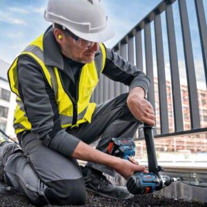 Akumulatorski udarni vrtalni vijačnik Bosch GSB 18V-110 C 0615A5002X