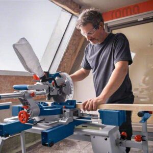 Akumulatorska zajeralna žaga biturbo Bosch GCM 18V-216 D 0601B51000