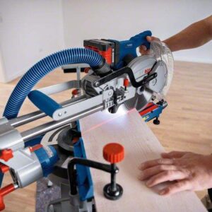 Akumulatorska zajeralna žaga biturbo Bosch GCM 18V-216 D 0601B51000