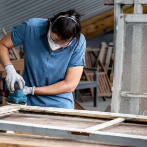 50-delni komplet brusnih papirjev Bosch EXPERT C470 za vibracijske brusilnike, 115 x 107 mm, G60 2608901655