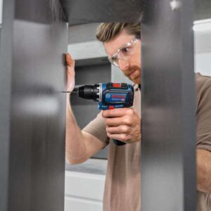 Akumulatorski vrtalni vijačnik Bosch GSR 12V-32 06019N7000