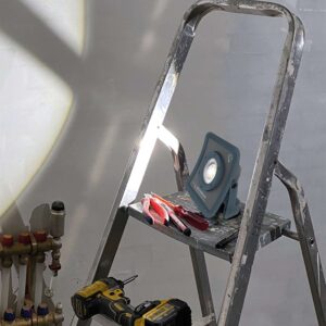 Baterijska LED svetilka NOVA R SCANGRIP SG03.6201