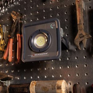 Baterijska LED svetilka NOVA R SCANGRIP SG03.6201