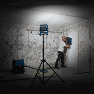 Brezžična svetilka za uporabo na gradbišču Bosch GLI18V-5000 06019P5100