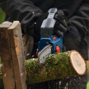 Verižna žaga Bosch GKE 18V-15 06008D7000