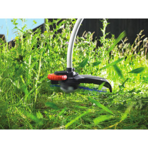 Kosilnica z nitjo Black & Decker GL7033