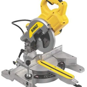 Potezna žaga Dewalt DWS777