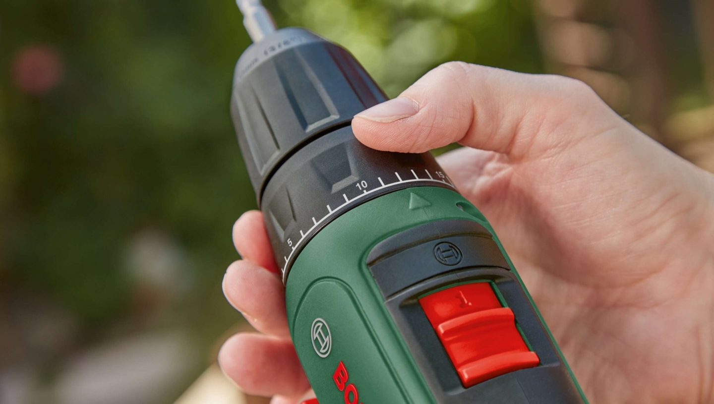 Akumulatorski vrtalni vijačnik Bosch UniversalDrill 18V 06039D4003