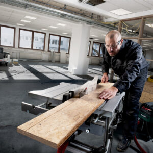 Namizna žaga Metabo TS 254 M 610254000