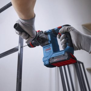 Akumulatorsko vrtalno kladivo z vpenjalno glavo ONECHUCK Bosch PRO GBH 18V-18 X 0611927100