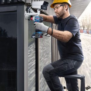 Akumulatorski udarni vijačnik Bosch PRO GDX 18V-285 06019N2122