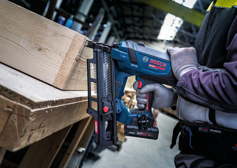 Akumulatorski žebljalnik za les Bosch EXPERT EXNH18V-90MR 06019R1302