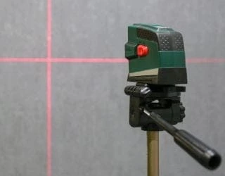 MERILNO ORODJE - LASERJI