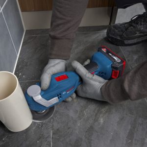 Večnamenski rezalnik Bosch PRO GOP18V-30 06018G3000