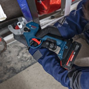 Akumulatorske škarje za cevi Bosch PRO GPC18V-32P 06019S2000
