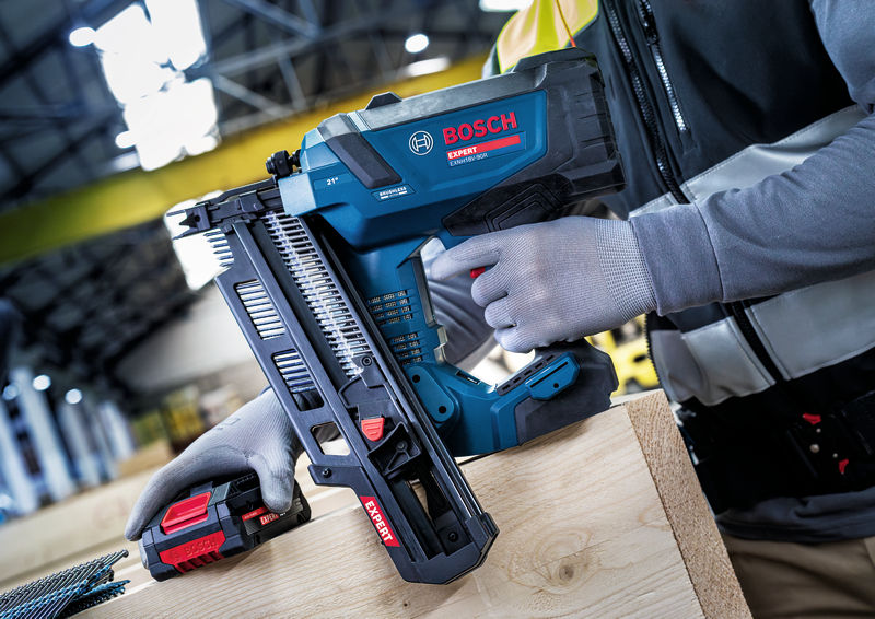 Akumulatorski žebljalnik za les Bosch EXPERT EXNH18V-90R 06019R1202