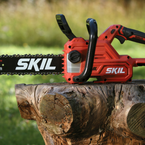 Akumulatorska verižna žaga 30 cm BL 0534 CA Skil GS1E0534CA