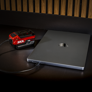 Kombi set 20V 1x 4.0 Ah + polnilnik + USB-C 3145 AA Skil BC1E3145AA