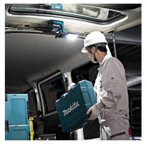 Akumulatorska magnetna LED svetilka 40V XGT Makita ML013G
